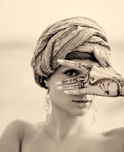 Henna or Mehndi Henna or Mehndi