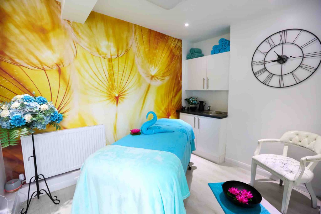 Shumaila_Loughton_Opening-58